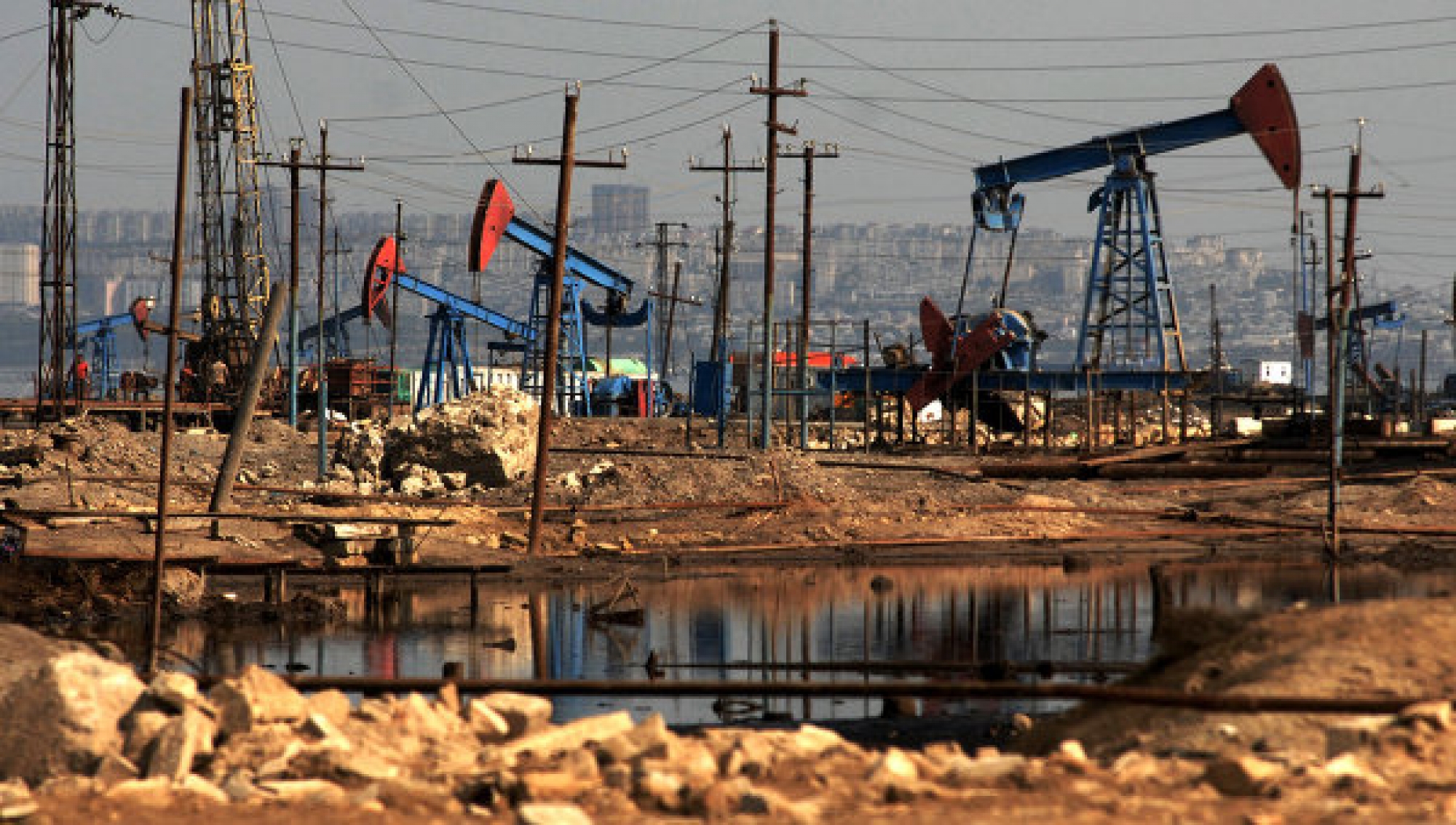 Россия немного нарастила добычу нефти