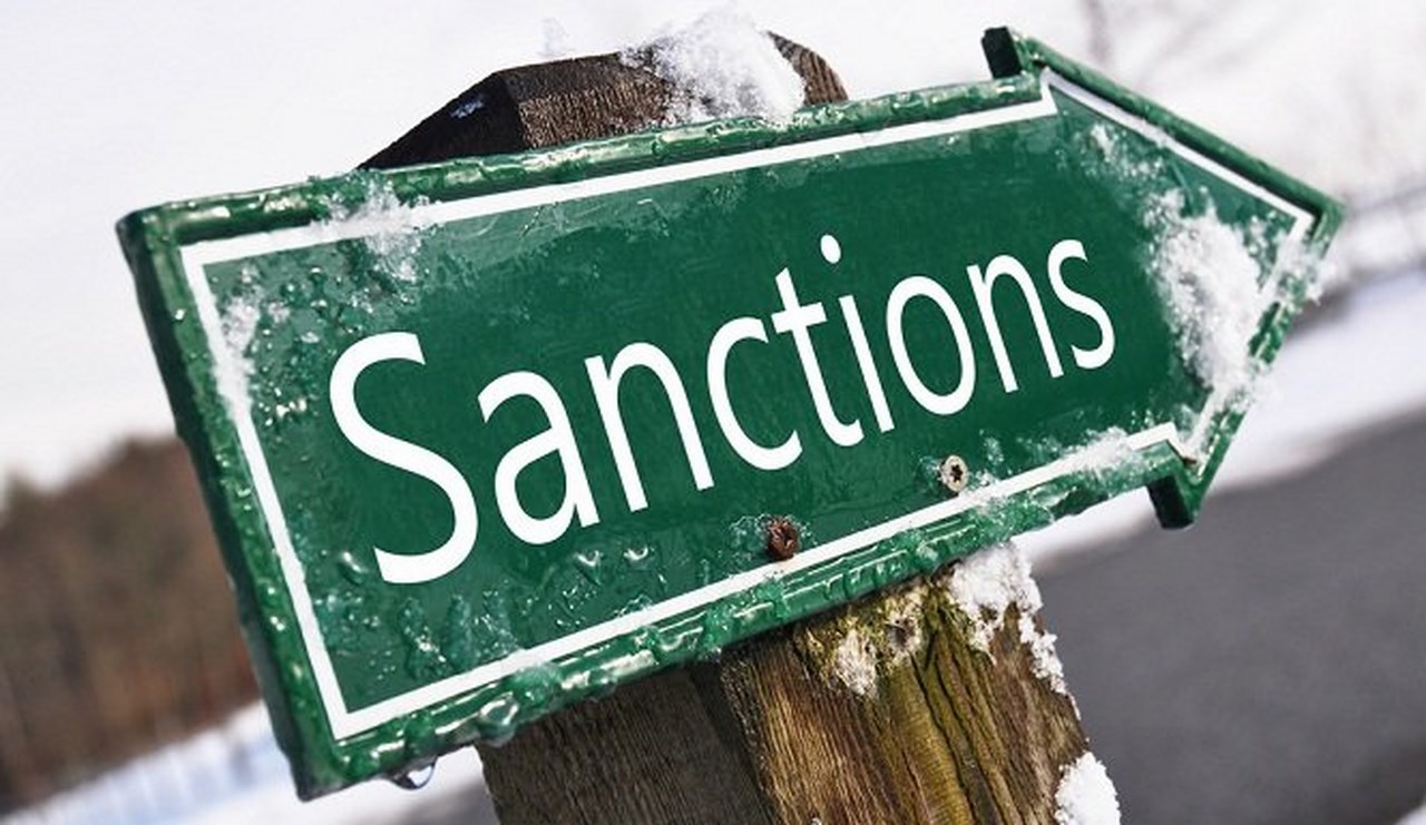 Счетная палата: надо стремиться к смягчению санкций