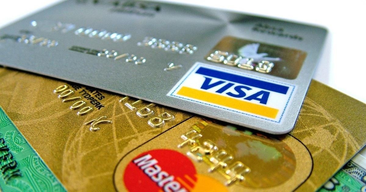 Как быстро заплатить за интернет банковской картой?