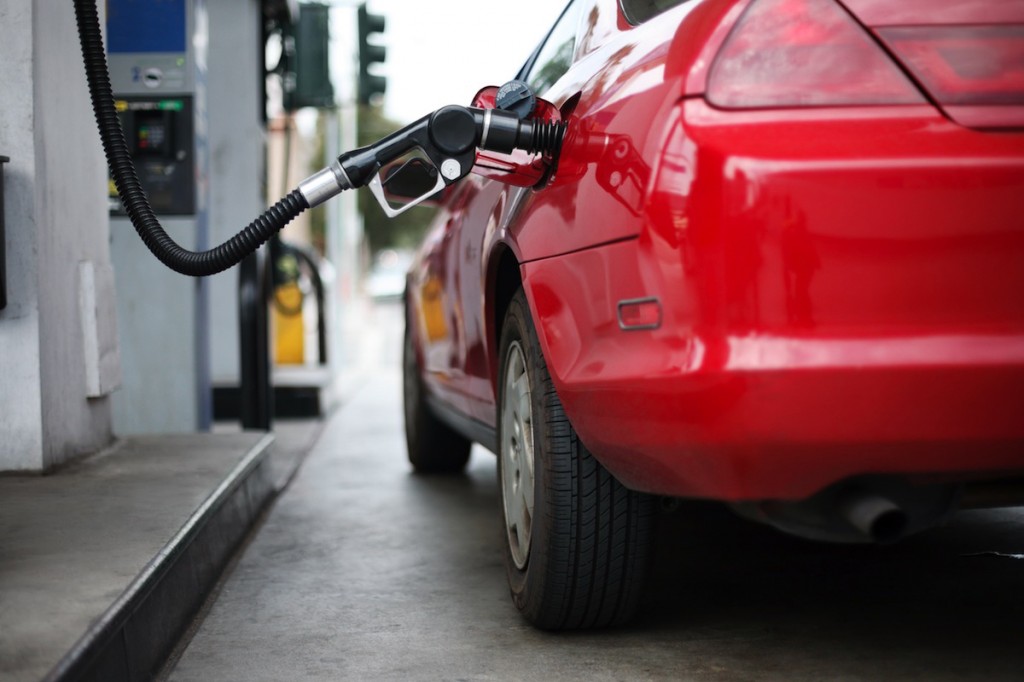 На АЗС говорят о возможном росте цен на бензин