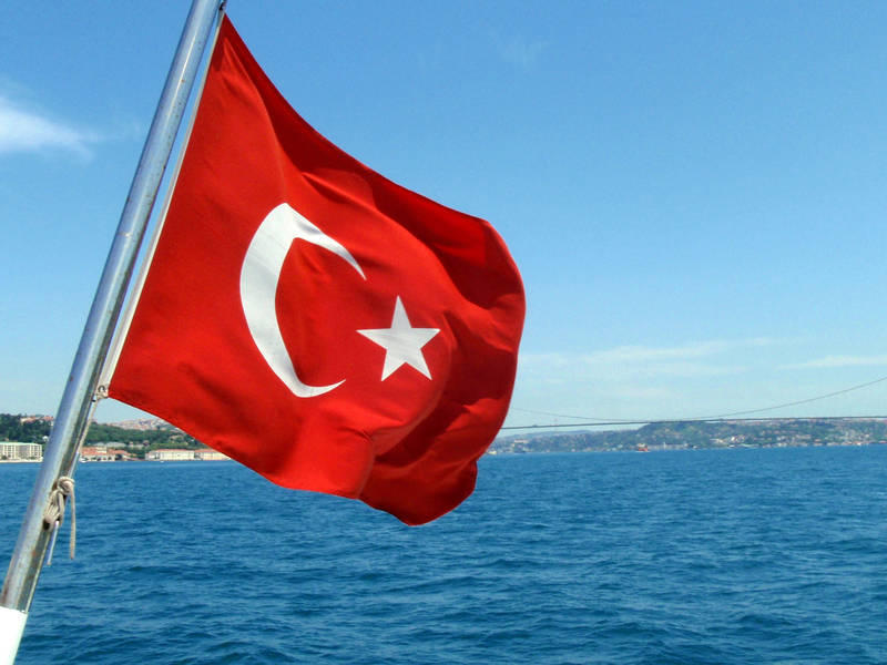 Поток туристов из России в Турцию упал на 76 процентов