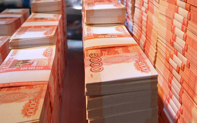 Россияне хранят сбережения в рублях